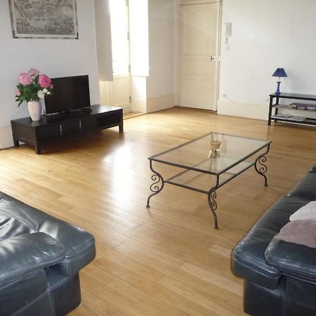 Les Charmottes Apartment Nuits-Saint-Georges Bagian luar foto